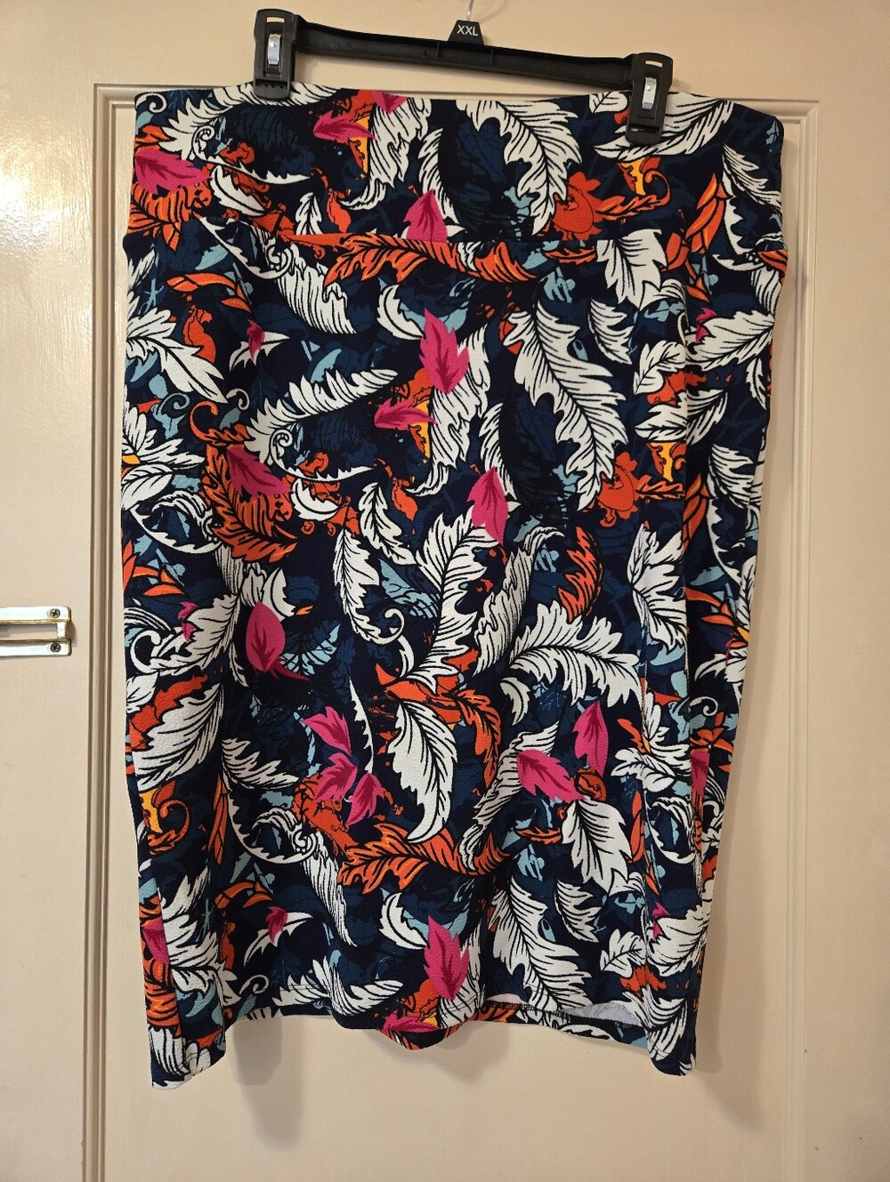 Lulatoe Women’s Navy Tropical Print Pencil Skirt